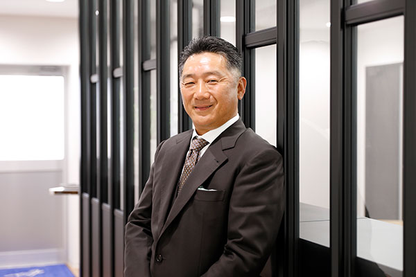 代表取締役　田中敦